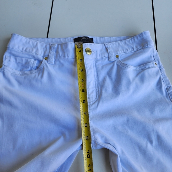 Chicos Slimming Women's White Platinum Crop Jeans 30×23 Size 00 - Picture 4 of 8